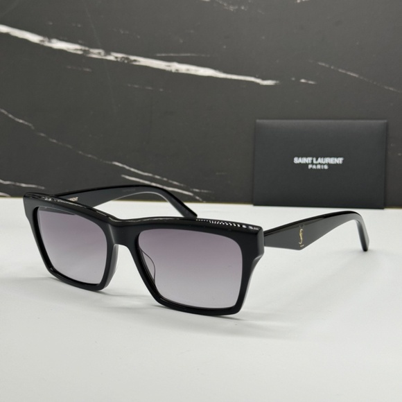 NEW SL M104 001 SAINT LAURENT BLACK SLM104 001 WOMEN SUNGLASSES SAINT LAURENT - Picture 1 of 13